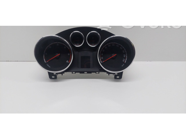 Панель приборов 13346184, 600715881 Opel Meriva B