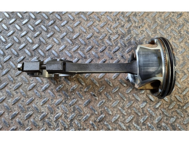 Поршень с шатуном Dodge RAM