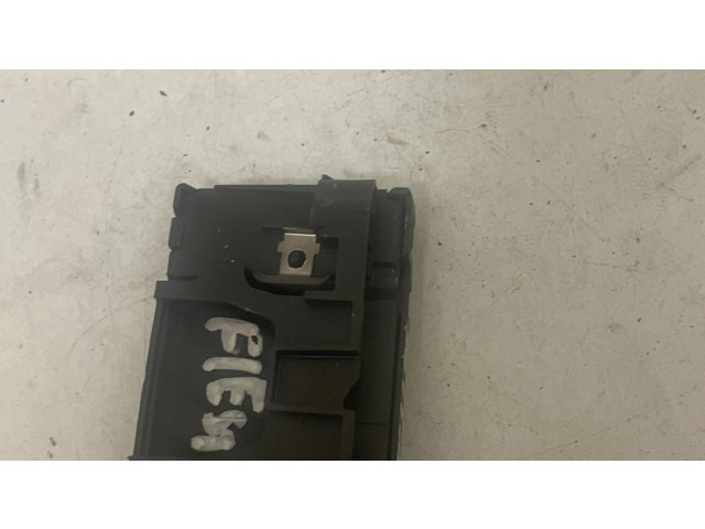 Считывающее устройство карточки зажигания