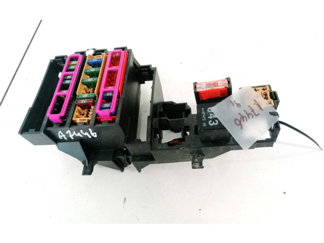 Блок предохранителей  8K0971845A   Audi A5 8T 8F    