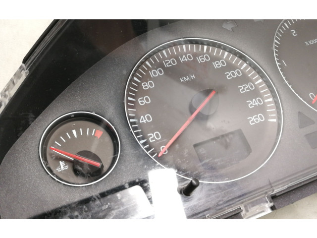 Панель приборов 30746102, 8602885 Volvo V70