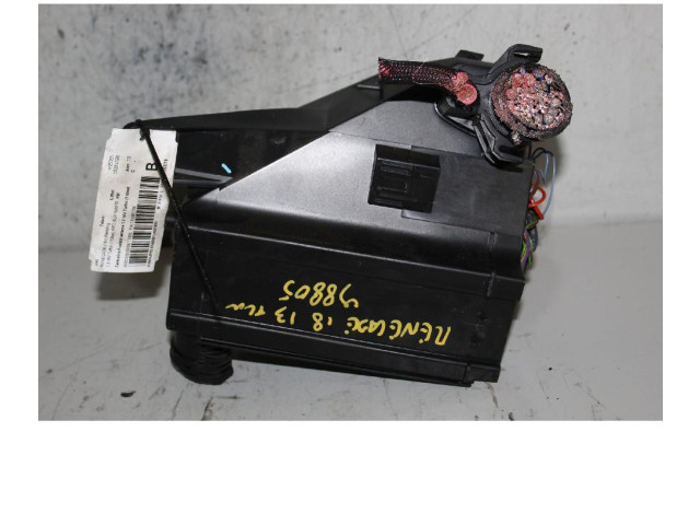 Блок предохранителей    Jeep Renegade    