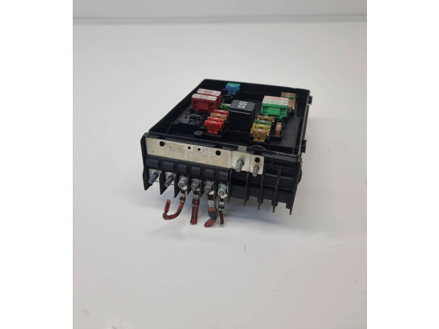   Pojistková skříňka 1K0937820D   Volkswagen Tiguan 2012