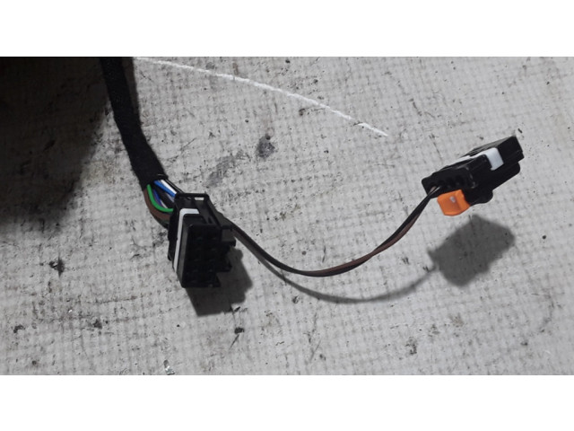 Зеркало электрическое     левое   Peugeot 2008 II  2019- года   