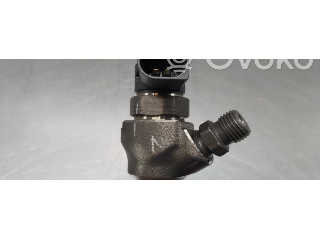 Vstřikovač 04L130277AC, 0445110469 Skoda Octavia Mk3 (5E) CRM