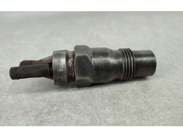 Форсунка KCA30SD27    Mercedes-Benz W123   