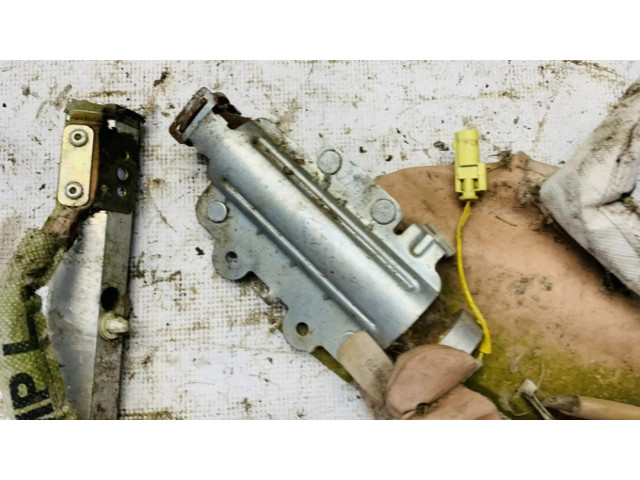 Боковая подушка безопасности    Honda Accord