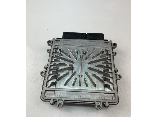 Блок управления двигателем Блок управления 30729826A, 0281012103   Volvo V70