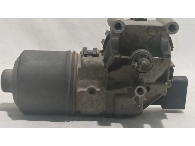 Моторчик дворников 0390241526, 6Q2955119A    Seat Ibiza I (021A)