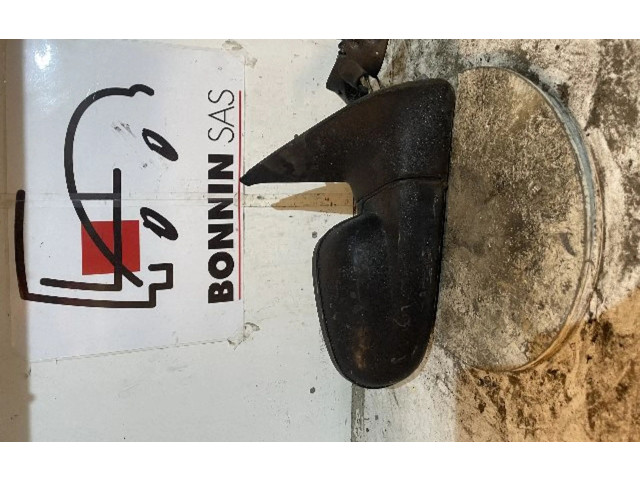 Зеркало (механическое)       Renault Clio I  1990 - 1998 года   