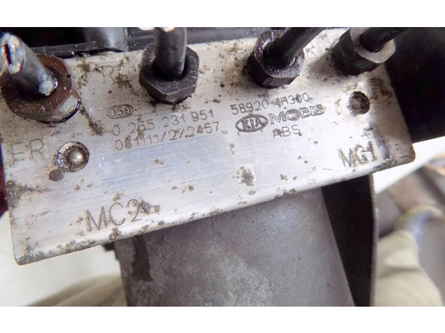 Блок АБС 265800637   KIA  Pro Cee'd I  2008 - 2013 года