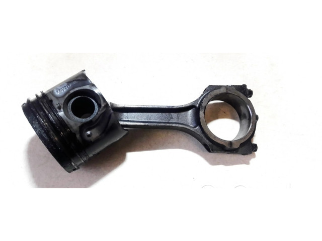 Píst h268x Ford Mondeo Mk III pro naftový motor 2.0