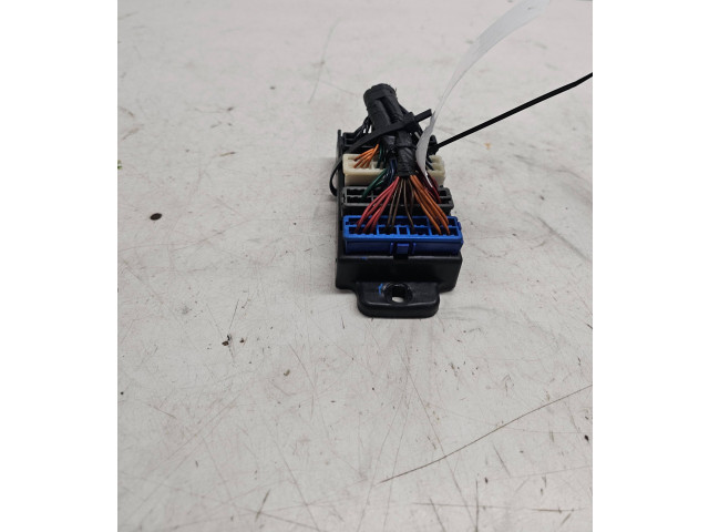 Блок управления 913103E810 KIA Sorento