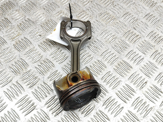 Píst 9488343, 8662616 BMW 2 F44 pro benzínový motor 2.0 B48 A20 A