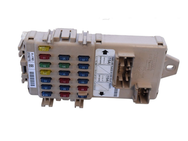 Блок предохранителей 82201SA000   Subaru Forester SG    