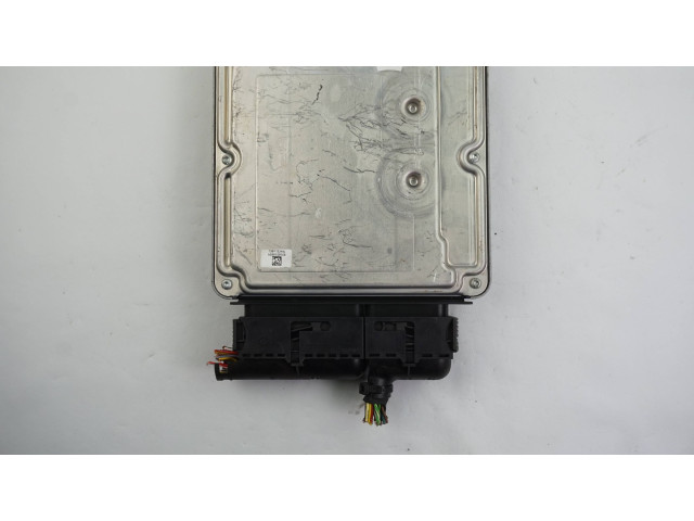 Řídící jednotka 03L906022CK, 0281016379 Volkswagen Transporter - Caravelle T5 2010