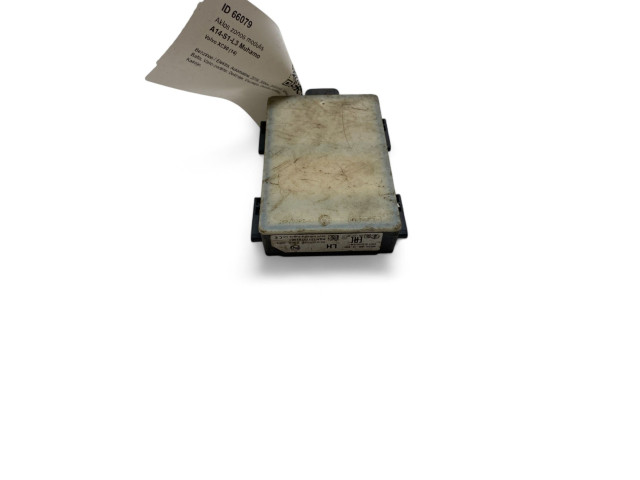 Датчик слепых зон 31665692   Volvo XC90