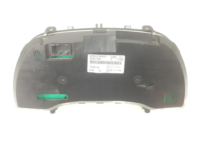 Панель приборов 52047538, 95518244 Opel Combo D
