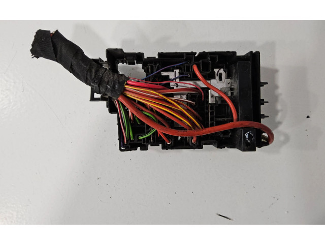 Блок предохранителей 5C0937819L Volkswagen Jetta IV