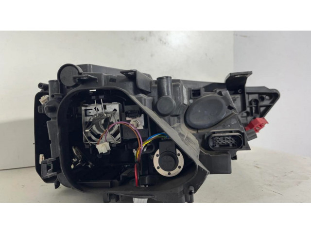 Передняя фара