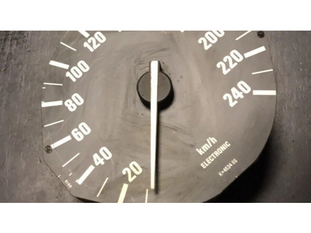 Přístrojová deska BMW 5 E34 1988 1384740.9