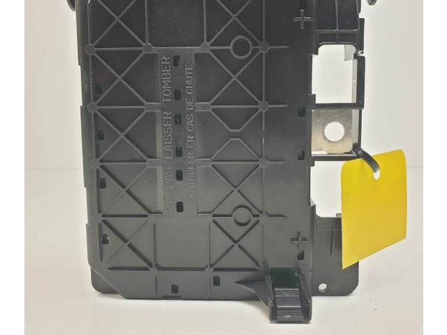 Блок предохранителей T118470002J Citroen Berlingo