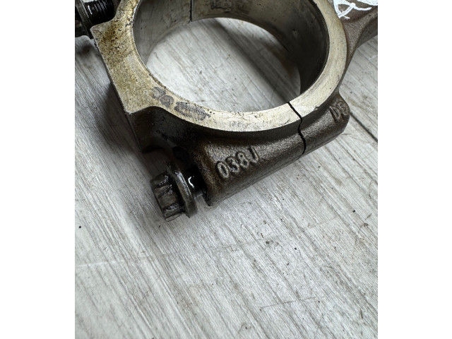 Píst 038J Seat Altea XL