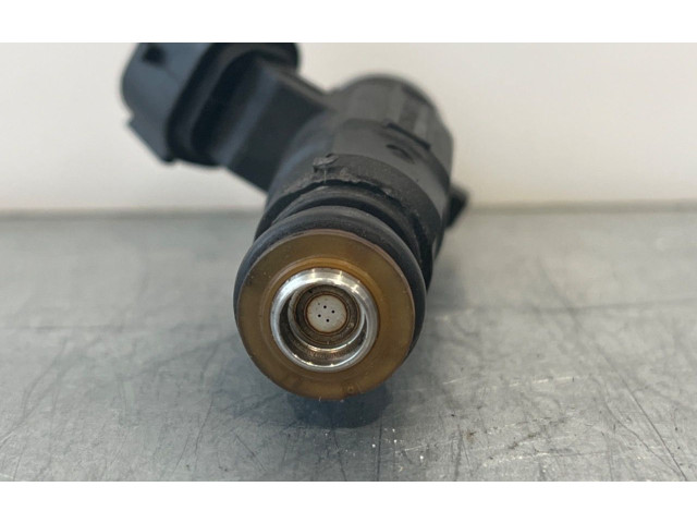 Vstřikovač 3531022600 Hyundai Getz G4EE