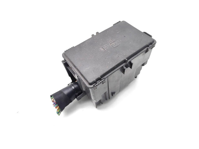 Блок предохранителей KU5T-14A003-GA Ford Transit Custom