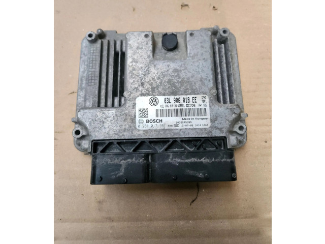 Řídící jednotka 03L906018EE Skoda Octavia Mk2 (1Z) 2009