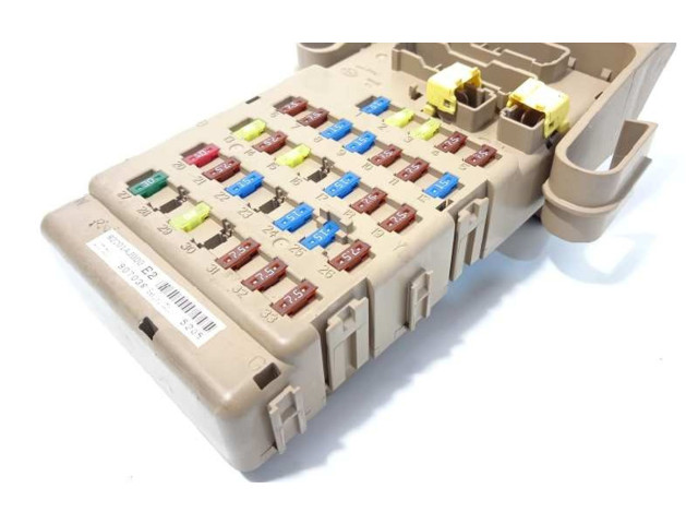 Pojistková skříňka Řídící jednotka BSM 82201AJ000 Subaru Legacy 2009