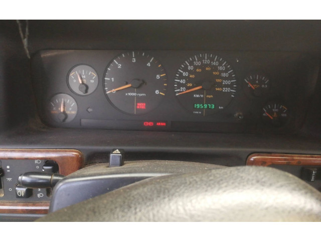 Панель приборов 56042069   Jeep Grand Cherokee       