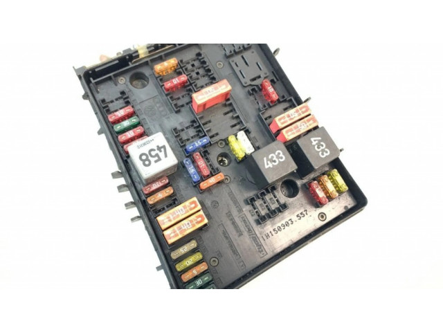 Блок предохранителей 1K0937124H, 015345021 Audi A3 S3 8P