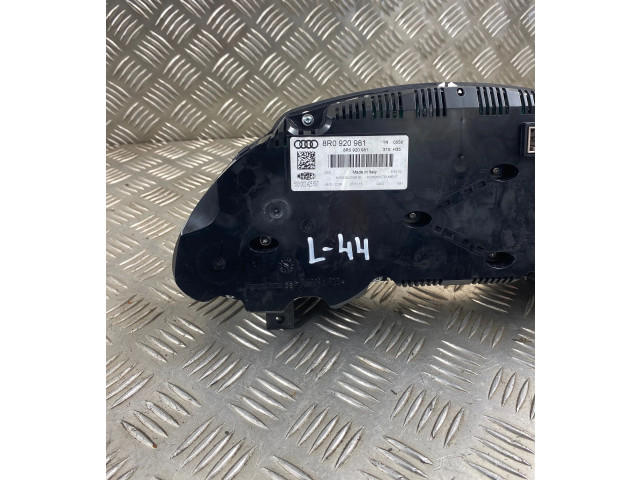 Панель приборов 8R0920981 Audi Q5 SQ5