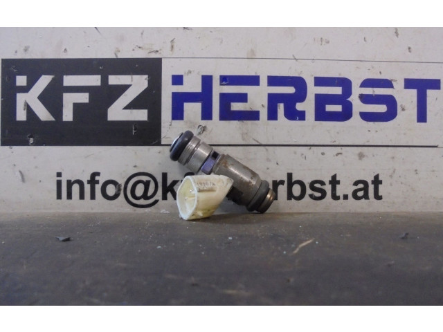 Vstřikovač 036031AH, 036031AH Seat Ibiza IV (6J,6P) CGGB