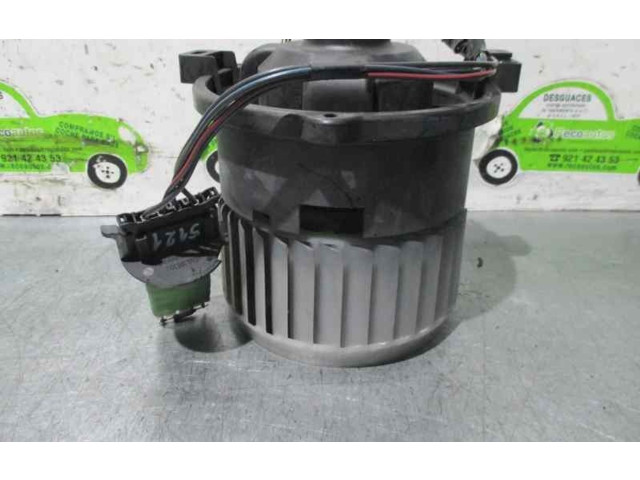 Вентилятор печки MF0160700701, 1736006902 Mitsubishi Colt