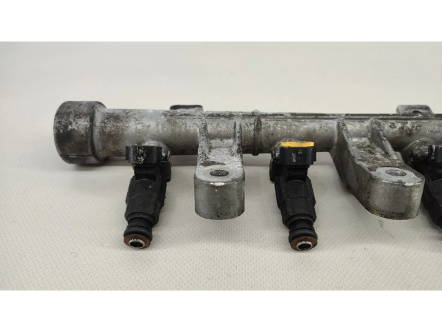 Vstřikovací lišta Hyundai Accent 1.3