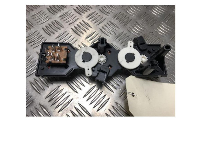 Блок управления климат-контролем    Daihatsu Cuore