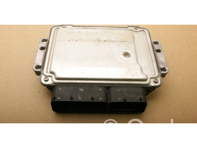 Řídící jednotka 39110-2BAG0   Hyundai ix35 2011