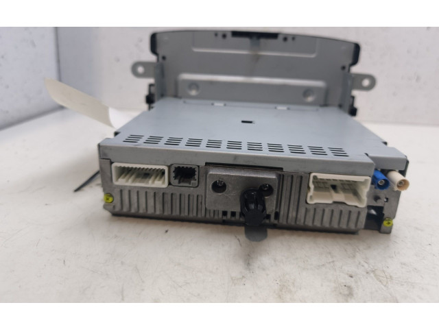 Дисплей       Dacia Logan II