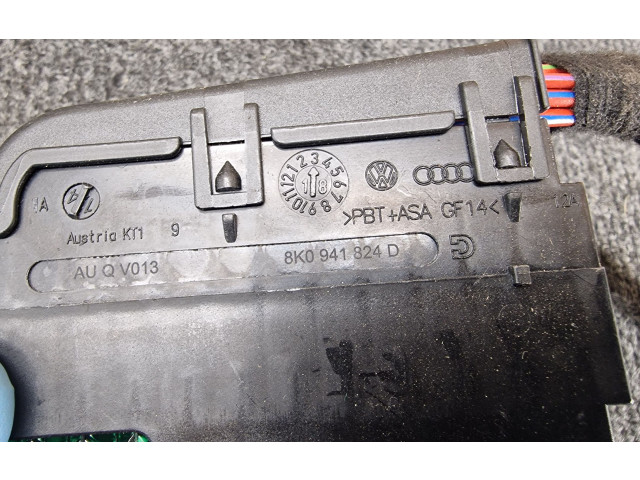 Pojistková skříňka 8K0941824D Audi Q7 4M 2019