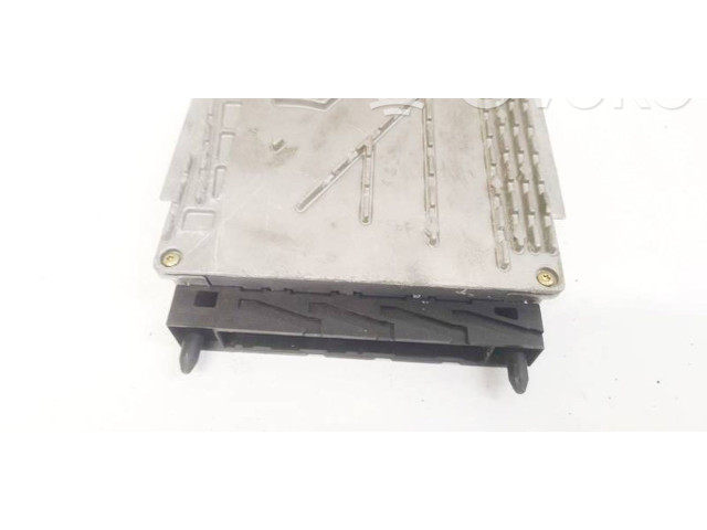 Блок управления двигателя 0281001776, 09496667   Volvo S70  V70  V70 XC