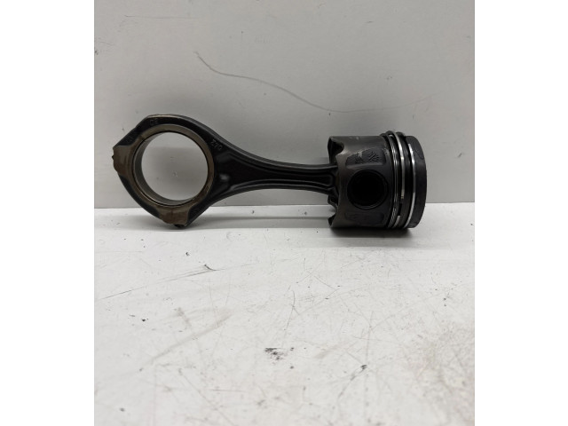  Поршень с шатуном OM642 6423097, 8378B  Mercedes-Benz GL X164  