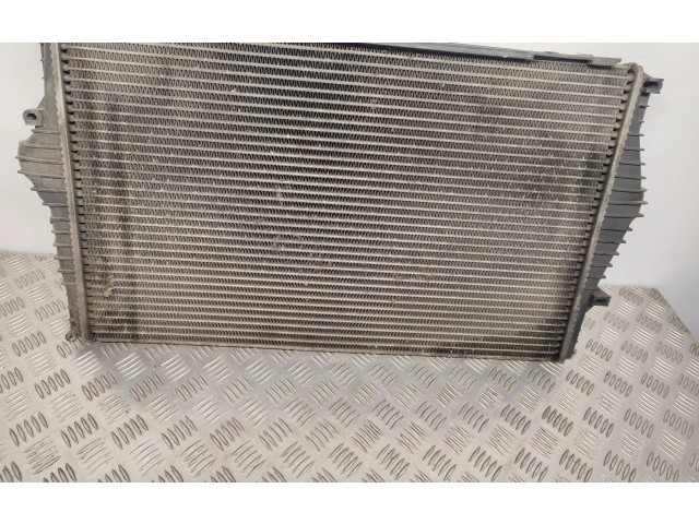 Интеркулер  30622083   Volvo V70 