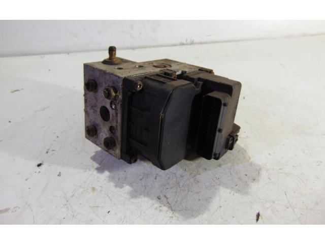 Jednotka ABS Volvo V40 2016