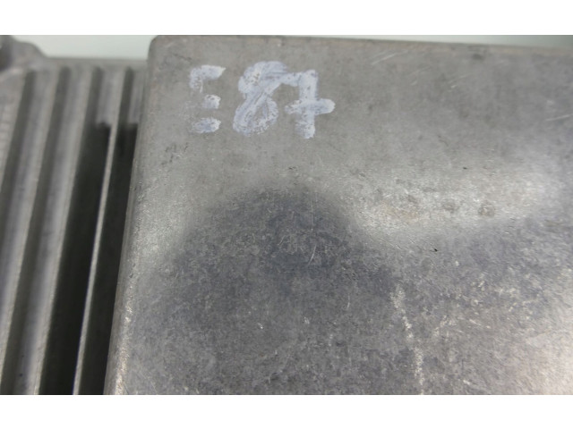 Řídící jednotka 7807827 BMW 1 E81 E87 2008