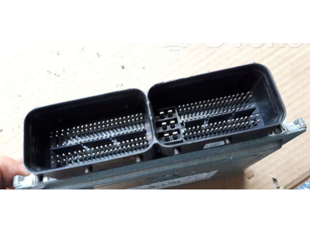 Блок управления двигателя 8w0906259J Audi A5