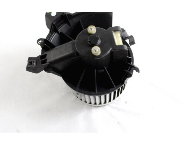 Вентилятор печки    77364951   Fiat Punto Evo