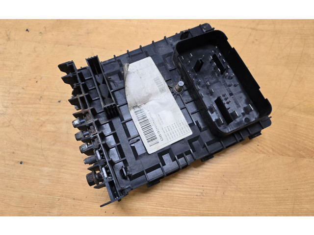 Pojistková skříňka 1K0937125A, 017183071 Volkswagen Caddy 2007