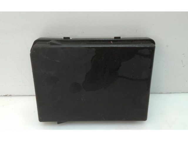 Блок предохранителей 284b61704r Renault Clio V